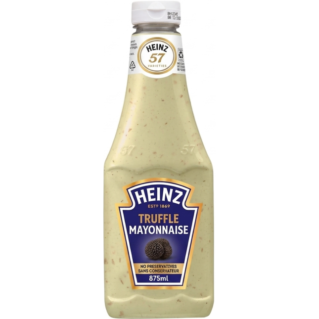 Heinz Truffle Mayonnaise 875ml bottle of creamy truffle-flavoured mayonnaise for catering and foodservice.