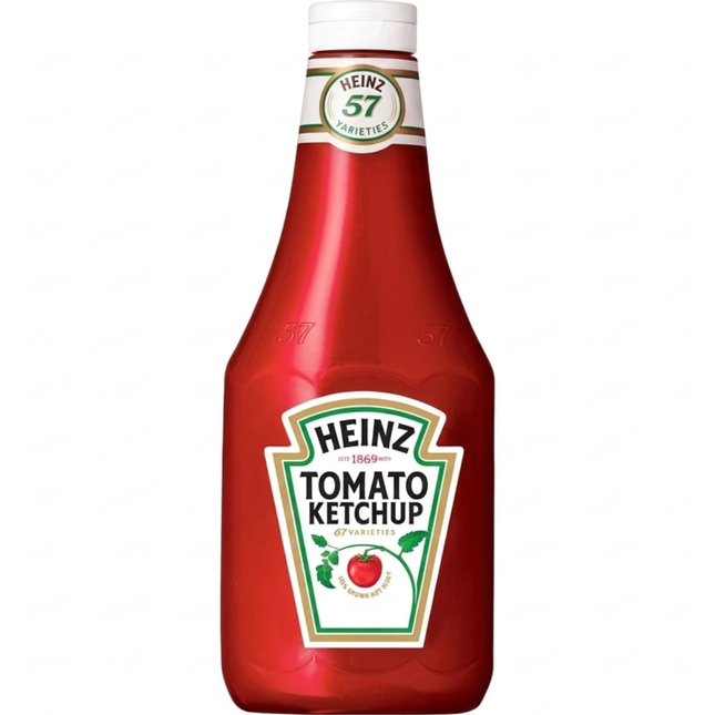 Heinz Tomato Ketchup 1.35kg bottle for burgers, chips, sandwiches and professional catering kitchens.