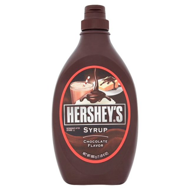 Hershey's Chocolate Flavour Syrup Topping 680g squeeze bottle for desserts, drinks and catering use